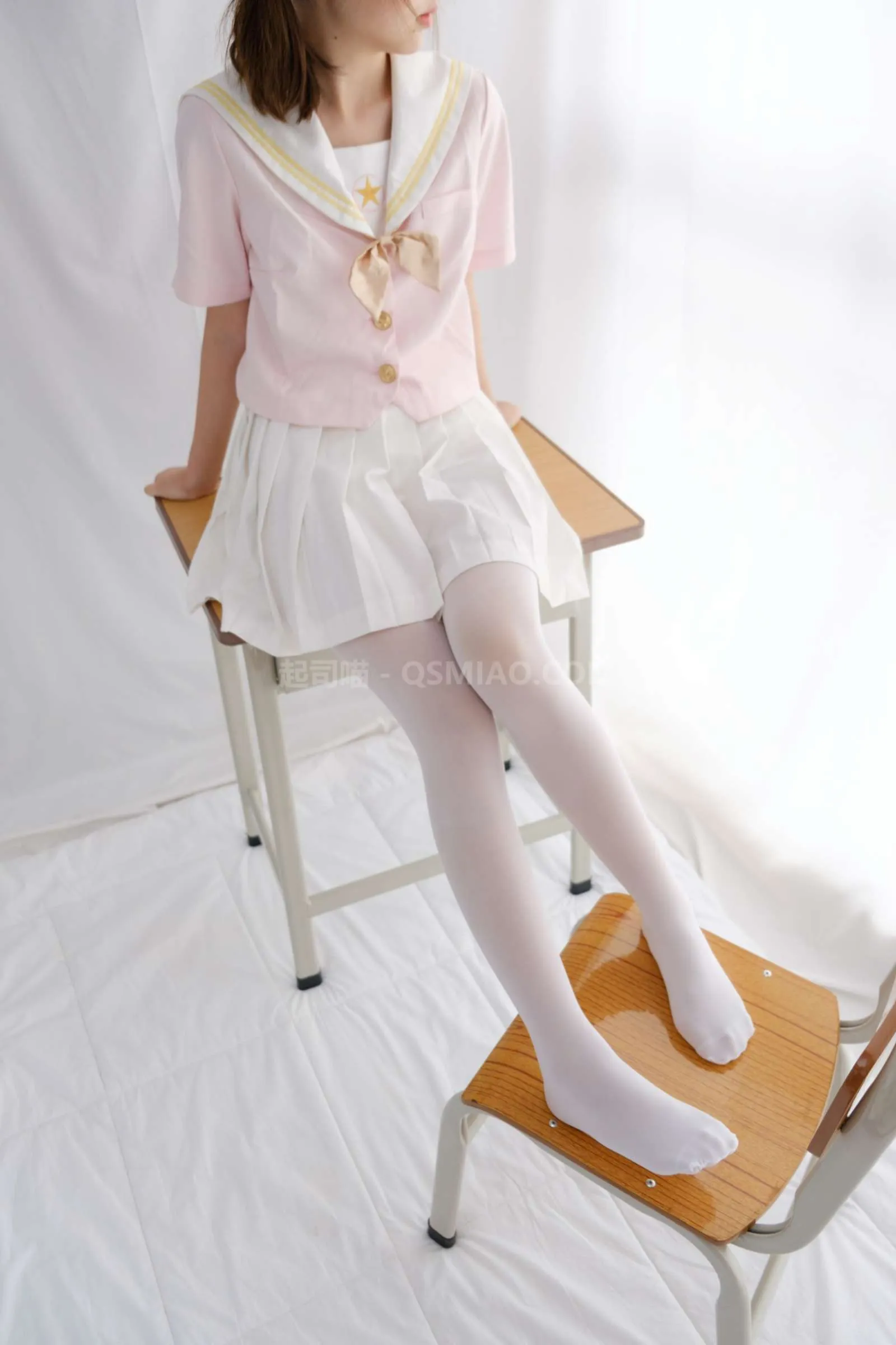 喵写真 - VOL.007 课桌上白丝水手服 [55P/360M] - 起司喵