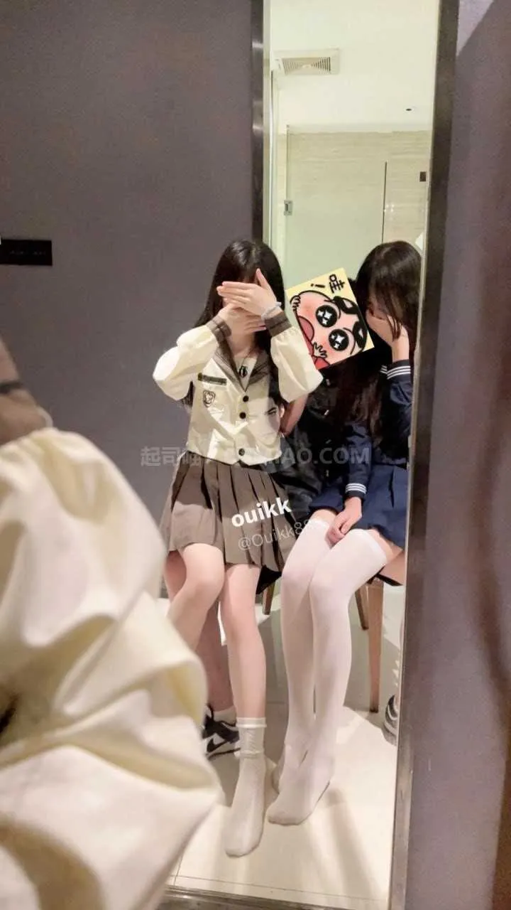 ouikk蟾蜍 – 推特福利姬目前已知最全合集 [50P+38V/576M] - 起司喵