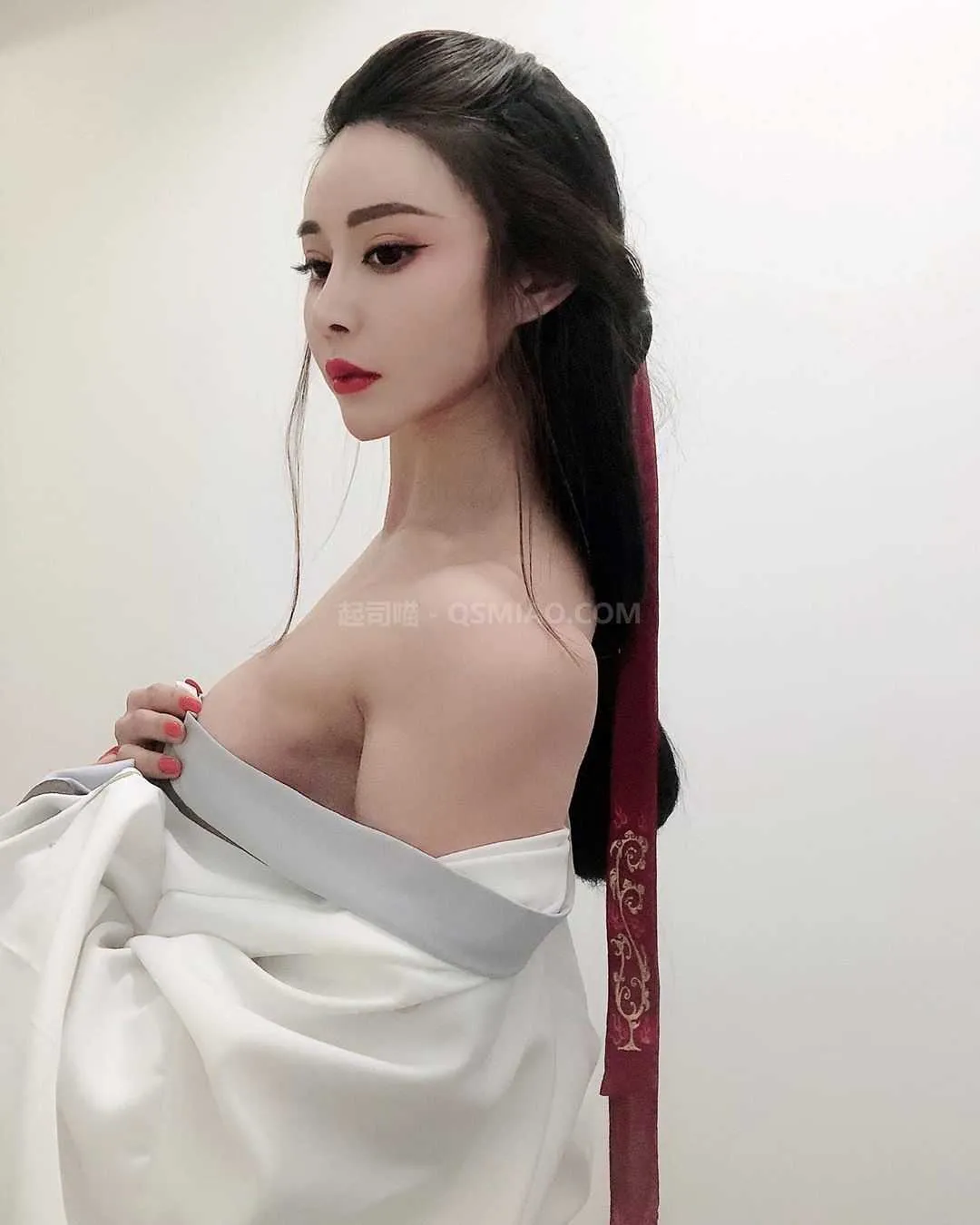 袁合荣 - 当时微博网红汤不热博主金刚芭比流出视频资源 [3637P+332V/2.95G] - 起司喵