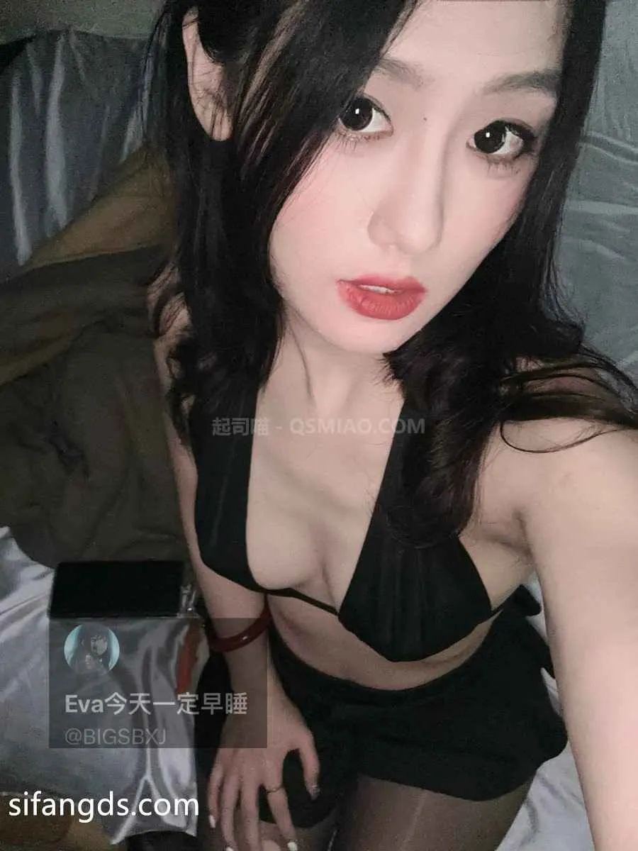 伊娃EVA – 推特极品女M吸精小妖女姐妹淘淫乱基地喜欢分享色情日常调教生活 [943P+105V/3.85G] - 起司喵