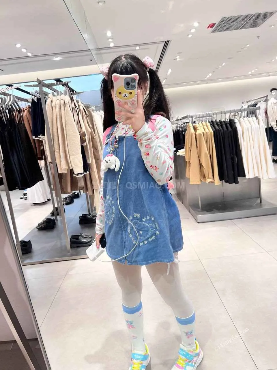 小瑜酱(幼犬模具) - 推特福利姬萝莉风格一字马最新推特门槛果舞紫薇露出鼓掌小母狗属性拉满 [56P+140V/729M] - 起司喵