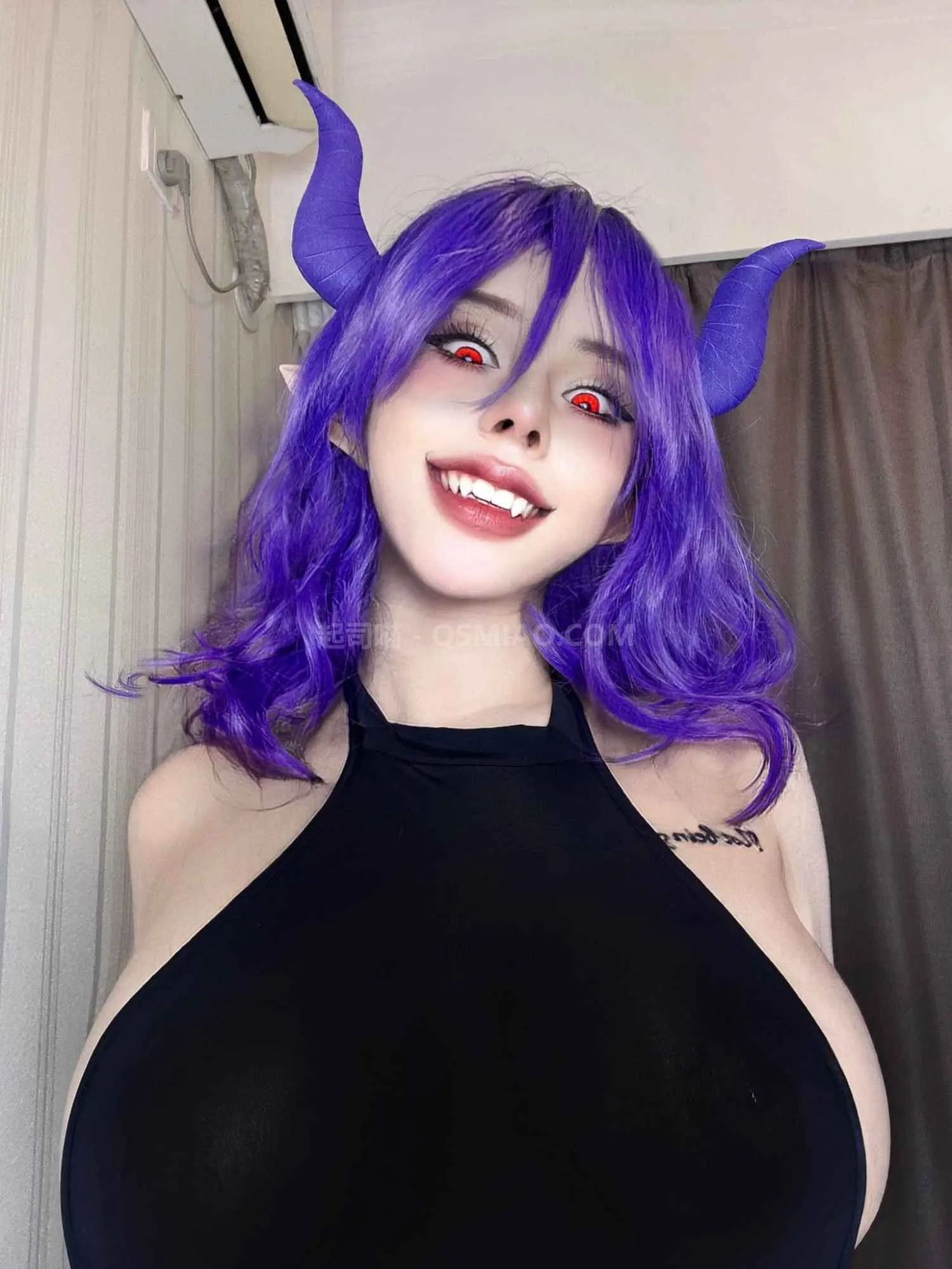 sharkbaby001 - 推特露出博主极品御姐户外露出各种剧情 [535P+55V/269M] - 起司喵