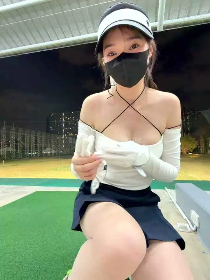 图片[3] - xigua2002 – Stripchat露出系主播网吧露出翻车被揩油 [37V/17.66G] - 起司喵